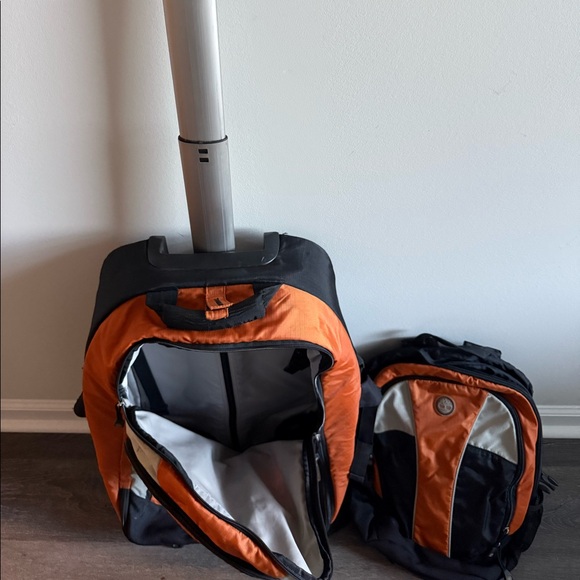 Timberland Other - Timberland Rolling Luggage + Matching Backpack